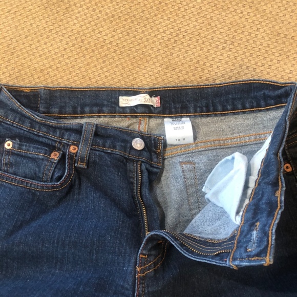 Levis Womens Jeans 505 Size 10 Blue Straight Leg Medium Wash Denim - Picture 2 of 4